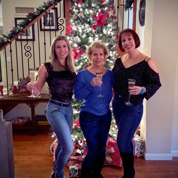 Meet your Posher, Kelly - Picture 1 of 1